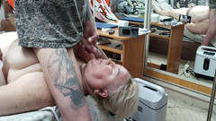 Zona901: Я дрочу свій член, щоб нагодувати мою подругу гарячою спермою