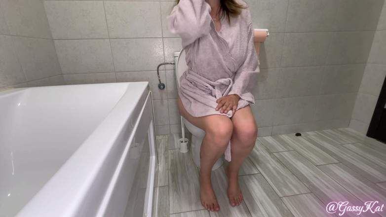 GassyKat: Günlük tuvalet bölüm 36