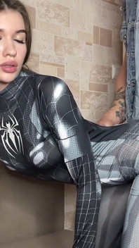 Darebák Potrestal Pavoučí Dámu