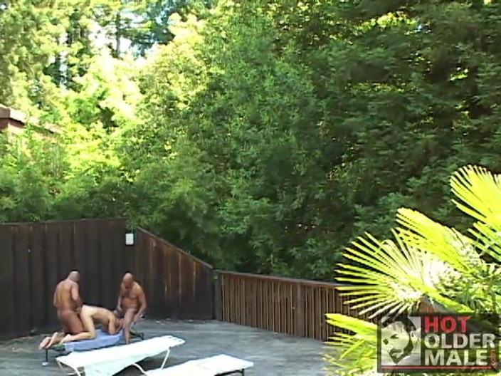 Pantheon men: ソノマ・ヒート:プールプレー