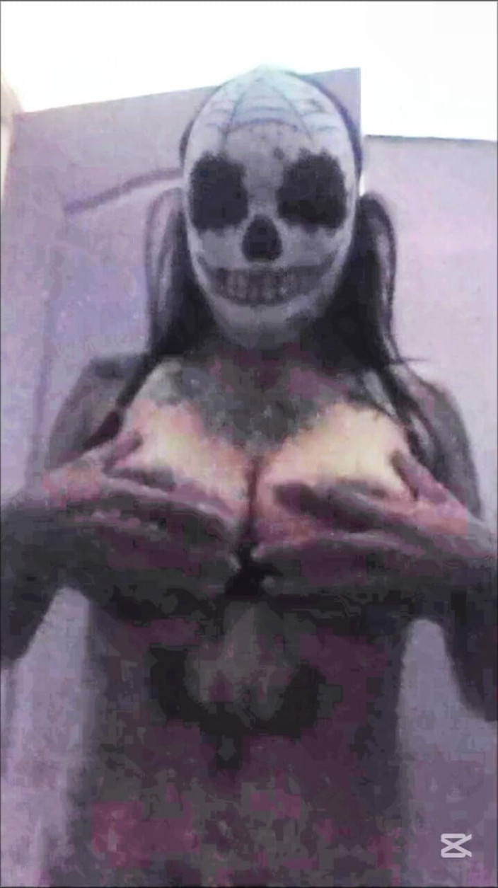 Sailorbigtits20: Jugando Con Mis Grandes Tetas