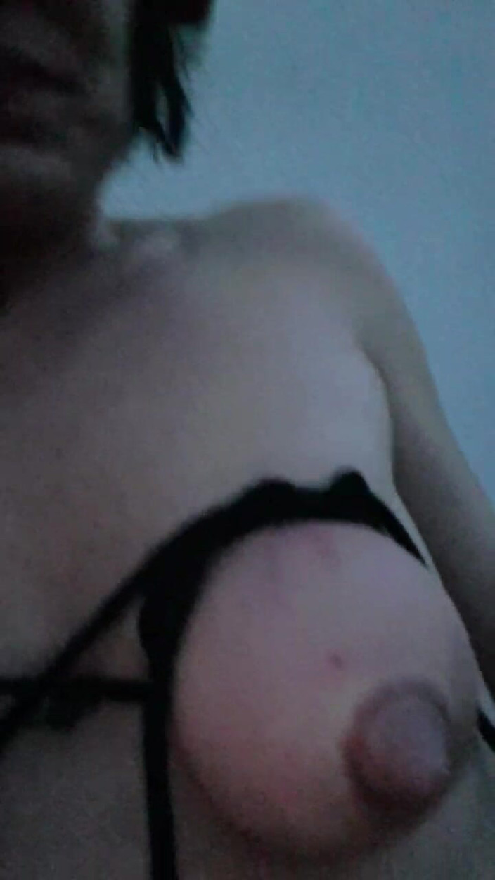 JulieEroticDress: ग्लास डिल्डो के साथ 2 लीटर धारा निकलना आउटडोर