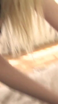 Piercad sjuksköterska knullar med sin knull- DVD