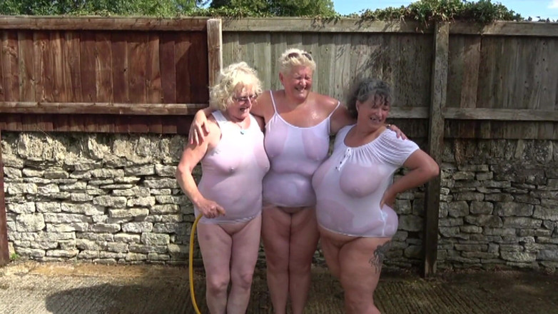 Uk Joolz: Watergevecht