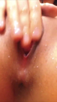 Dívka Cumming & Xtreme Detailní stříká