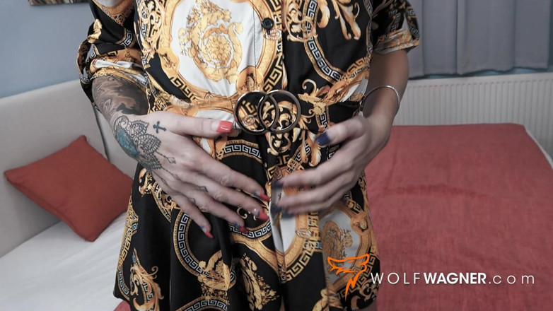 Wolf Wagner Com: Coffee date with blonde slut mature Milf April Paisley - sip,...