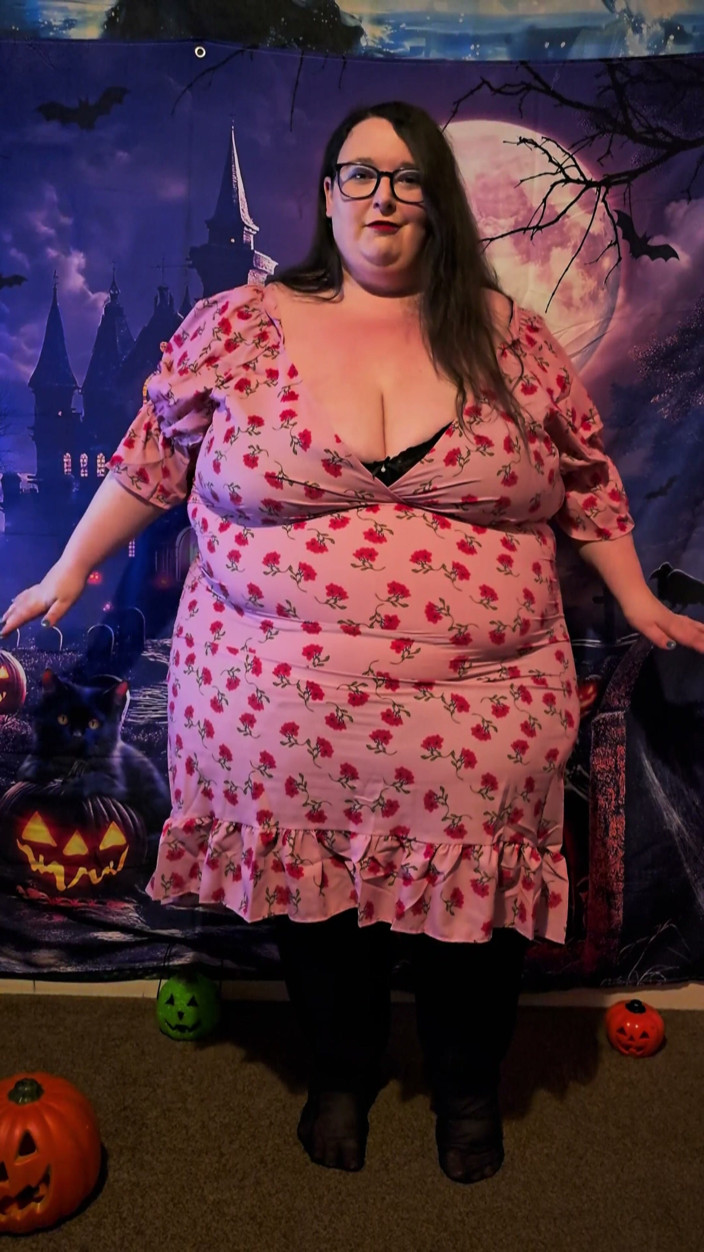 SSBBWLadyBrads: SSBBW Tight and Curvy Dress Haul Oct 2026 Part 1