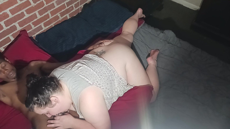 Sloppylynn: 早上好，把大黑的蜂蜜放进她的喉咙里