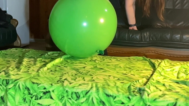 BeachBallsDuo: (cr-2) 16 Enormes globos de 60-100 cm muy gruesos aplastados por son...