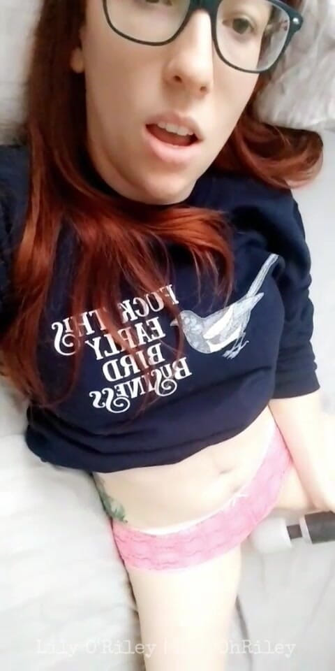 Lily O'Riley: 하드 히타치 오르가즘 - 팬티 세일 준비