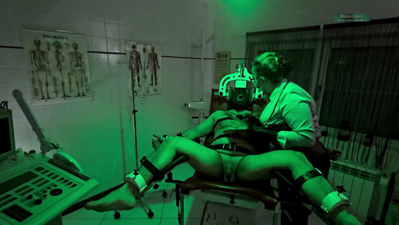 Strict Senz: Institutul De Îngrijire Medicală De Corecții Primul Examen