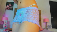 Miajacksonn: あなたのペニスを全身に射精させたい