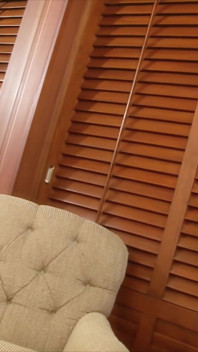 Rozhovor a masturbace s Nice Cum pro thajskou Ladyboy