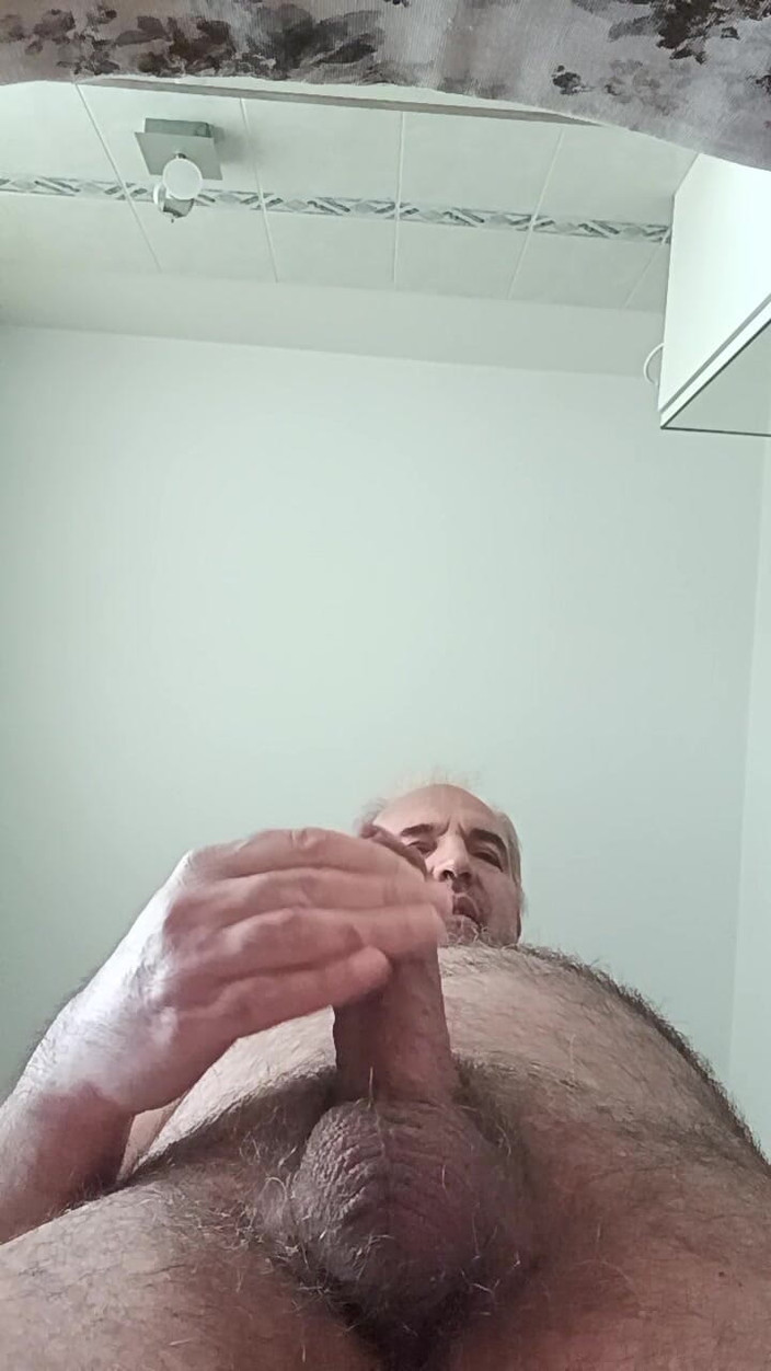 Setesesso7: Tutorial voor een aangename penismassage met een stroom sperma op...
