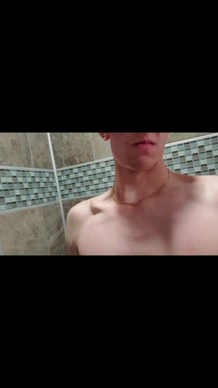 Realmatthew: Mýdlová sprcha