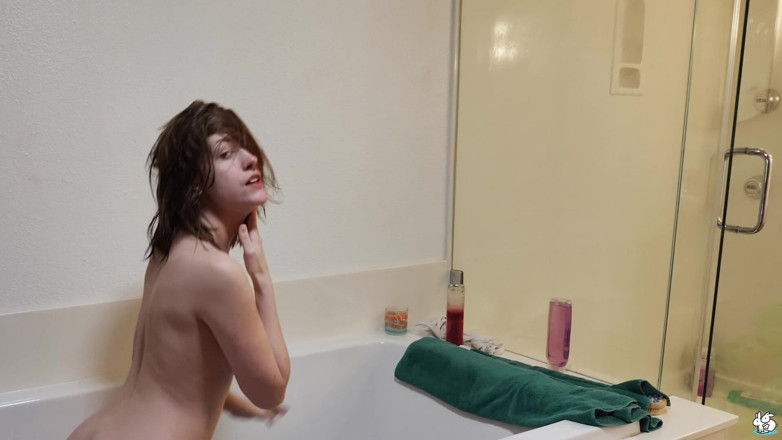 True Amateurs: True Amateurs - Brunette Lindsey Love & Mike Enjoy Wet Shower Sex &...