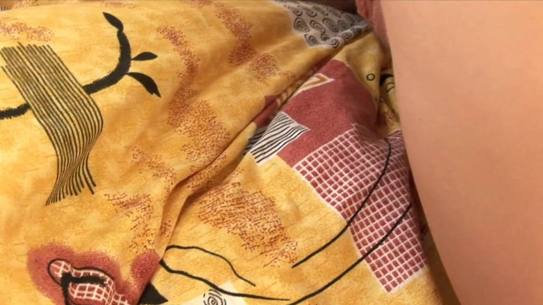 Sex Toy Entertainment: Hairy blonde teen loves toying her wet cunt