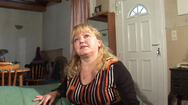 Miami Reality: Blonde plump mature enjoys hardcore anal in casting