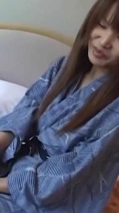 JapaneseAmateur: yuva vivaahit eshiyaee patni apne premi se bhig gee