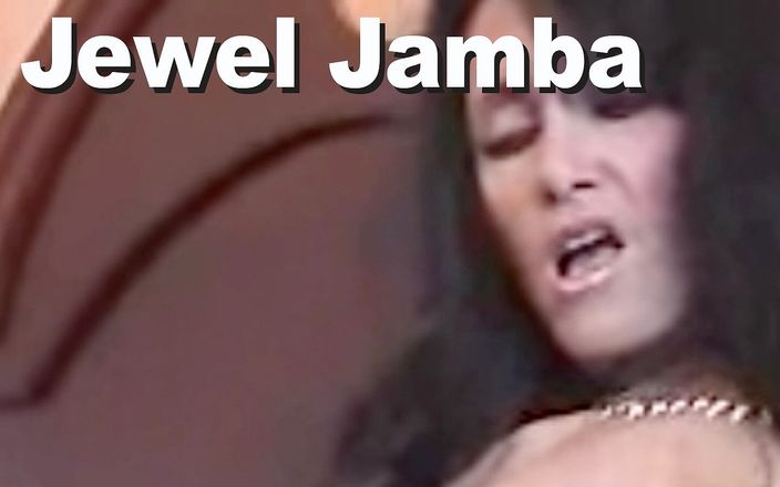 Edge Interactive Publishing: Jewel Jamba - ginecólogo - masturbación