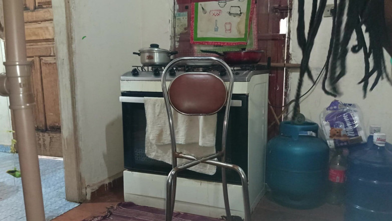 Casal BR Studio: Saya menjemputnya di rumah teman saya