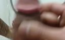 Innisorop: Une grosse bite iranienne jouit