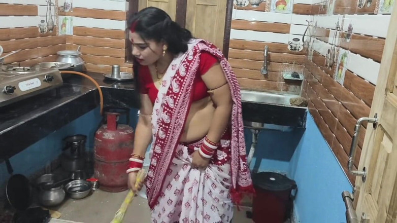 Sona bhabhi: Kakak ipar india asal bengali lagi asik sama tetangganya sendiri -...