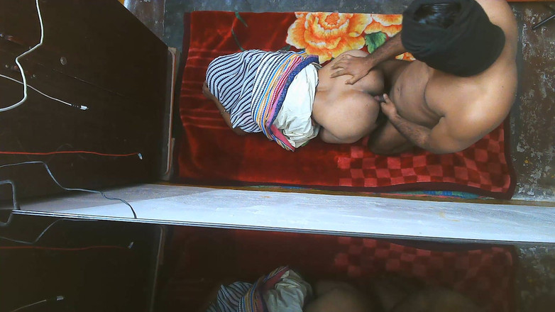 Busty Banuu: गंदी नौकरानी