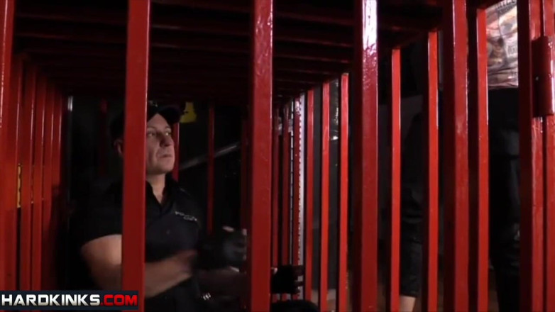 Hard Kinks: Hardkinks - Cop's hell 6