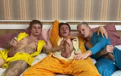 The Games of Three Twinks Grew Into a Juicy Fuck, Let a Tight Twink's Asshole Go Around in a Circle