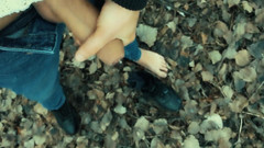 Idmir Sugary: Twink босоніж дрочить у парку - камшот на взуття та ноги