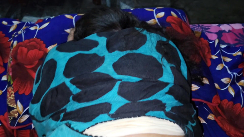 House 3: Scopo la calda e bella ragazza nimra