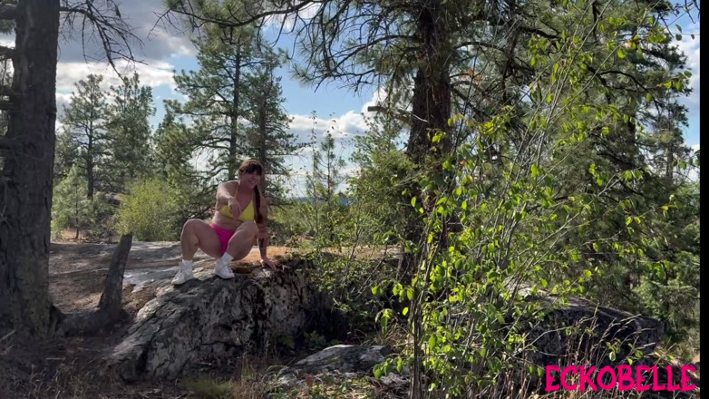Ecko Belle: Muscle Mommy Wilderness Wedgie