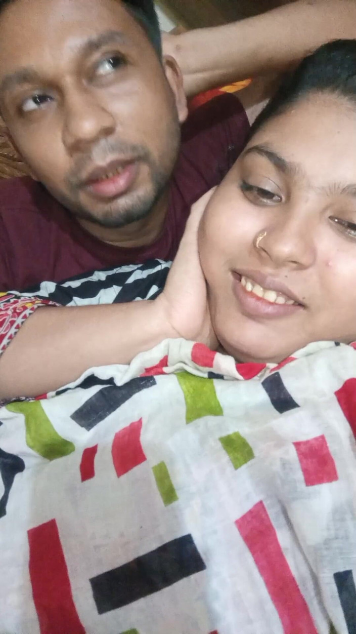 Desivideo: Ünlü Bangladeşli kız Şirin gecesi seksi video