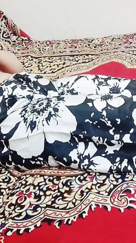 Heiße arabische ehefrau sagt, fick mich hart mit deinem großen indischen, fetten schwanz, ich brauche echten amateur-hardsex