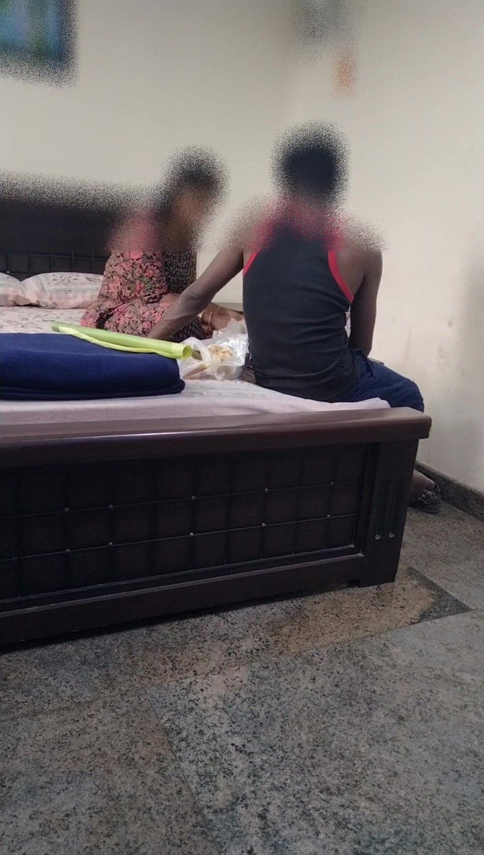 Tamil lesbian: Дискуссия о съемке и сексе