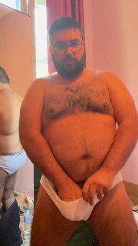 Trước gương