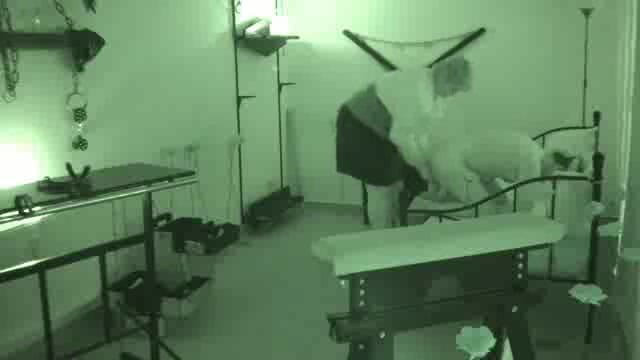 Anna Devot: Anální trénink s otrokem