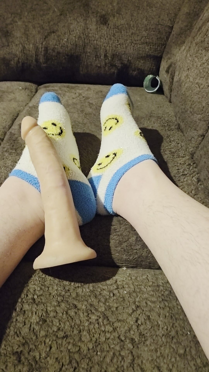 Little Donovan: My Feet Intro