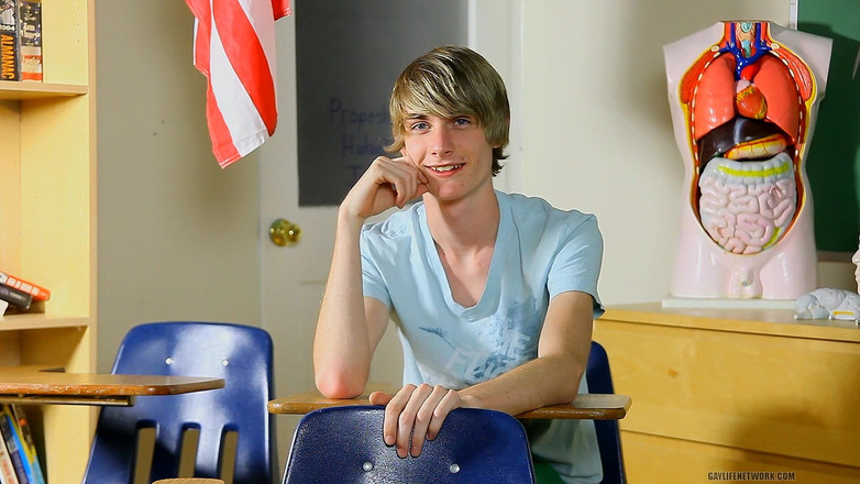 Teach Twinks: Hottie Preston Andrews has a few things to share