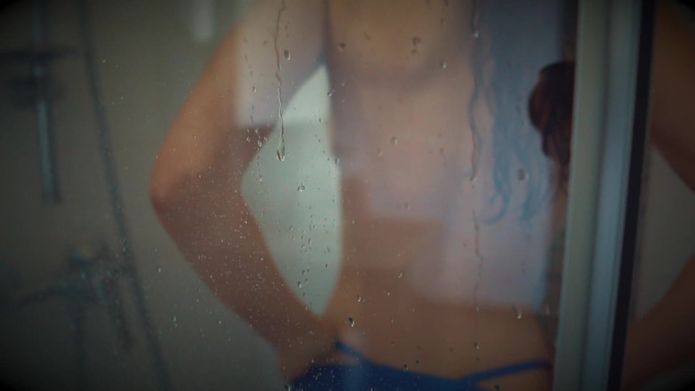 Piper Blush: Was het allemaal weg in een warme douche met Piper