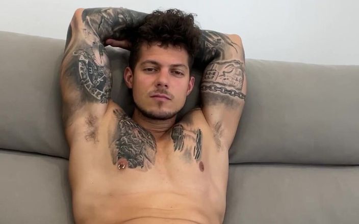 BoyGym: Můj velký penis se zonotizoval, souhlasíte?