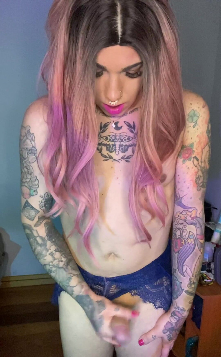 EmmaInkTrans: Mag ik u iets vragen? Met mij klaarkomen?