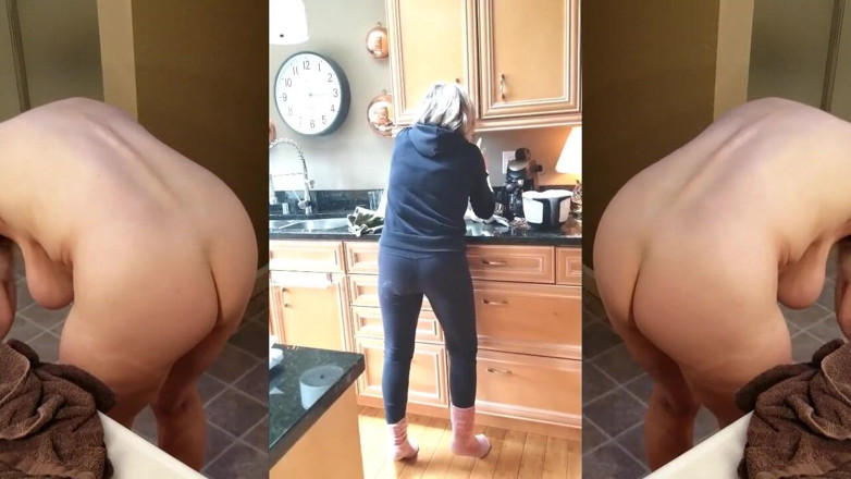 MarieRocks: Sexy and Naked around the house at age 67