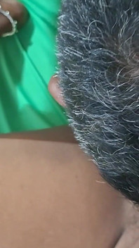 Entregador fode tia tamil tão quente sexo