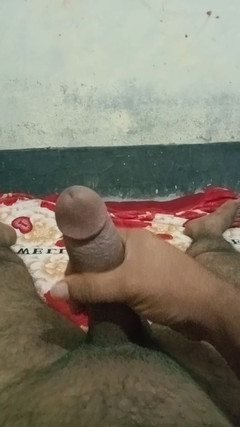 tania00712: Desde que no había nadie en la casa vacía