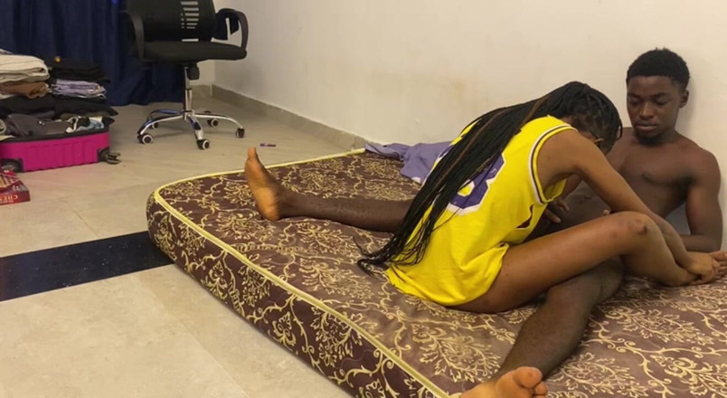 Seggzdotcum: Boor mijn poesje schat