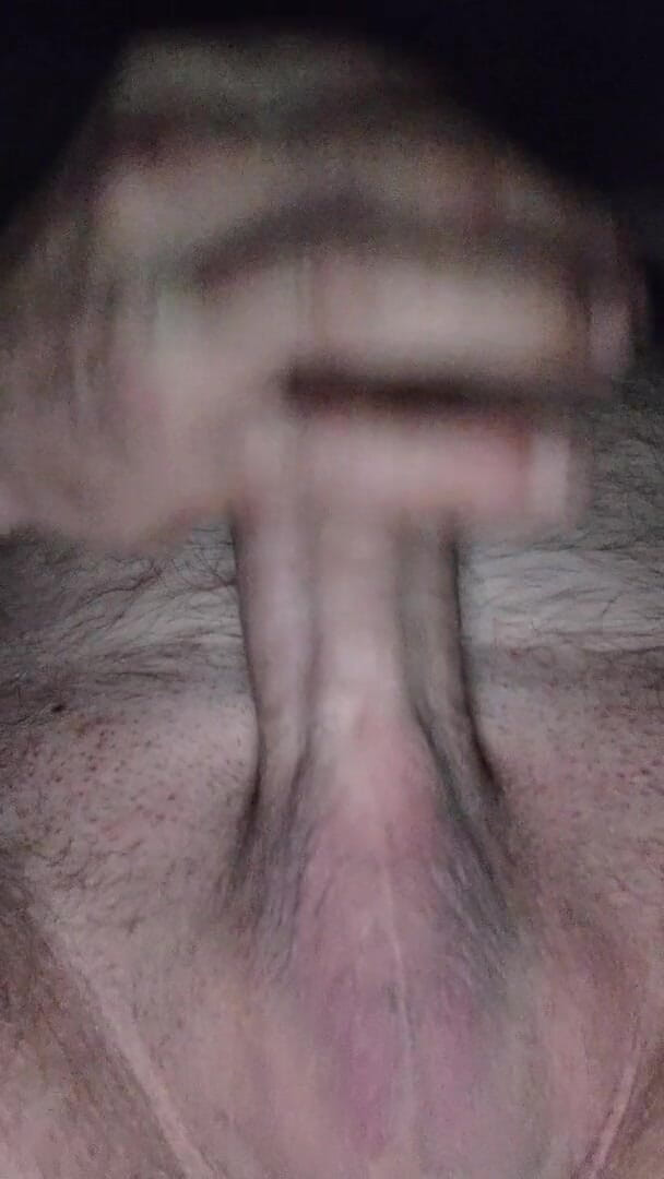 Incredible Dick: Un grande cazzo duro in 10 minuti per sborrare