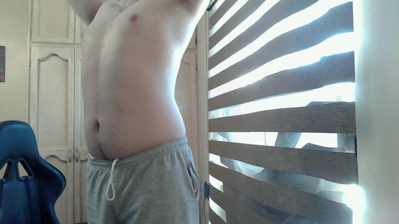 Himbo_Fox: Svalnatý camboy cvičí svou horní část těla