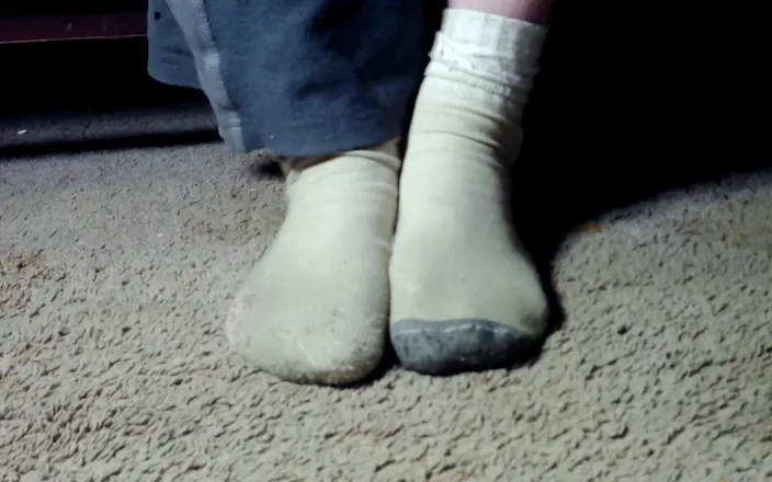 Au79: Do You Like Baggy Pants and Socks?